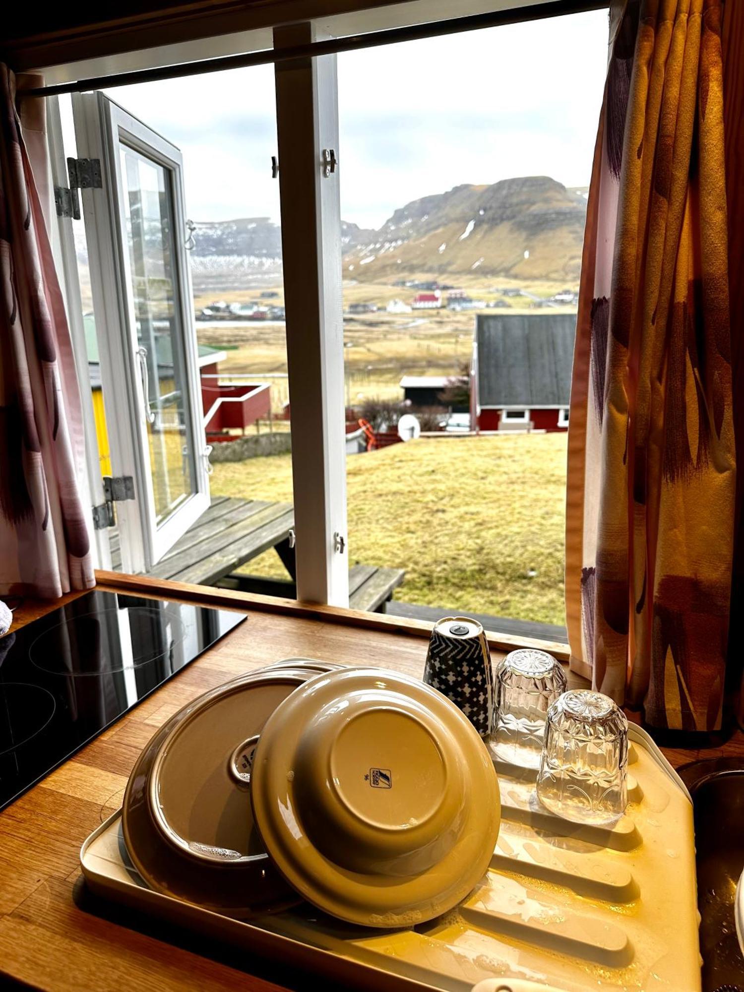 Charming Old Style Shanty Hvalba Esterno foto